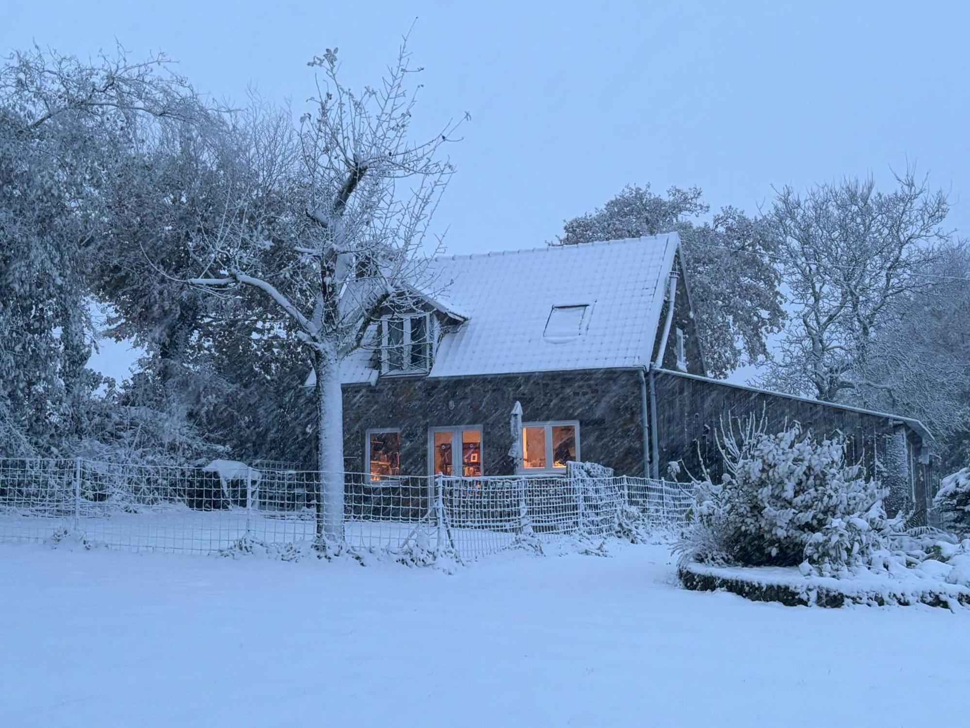 Ferme De Noyes Cottage Sourdeval Екстер'єр фото